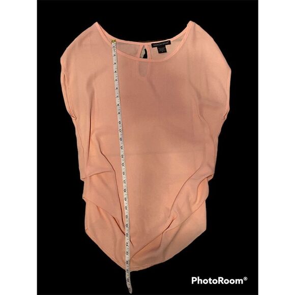 Woman’s American Dream SZ M Peachy/Pink Sheer Ruffled Top - Picture 3 of 5
